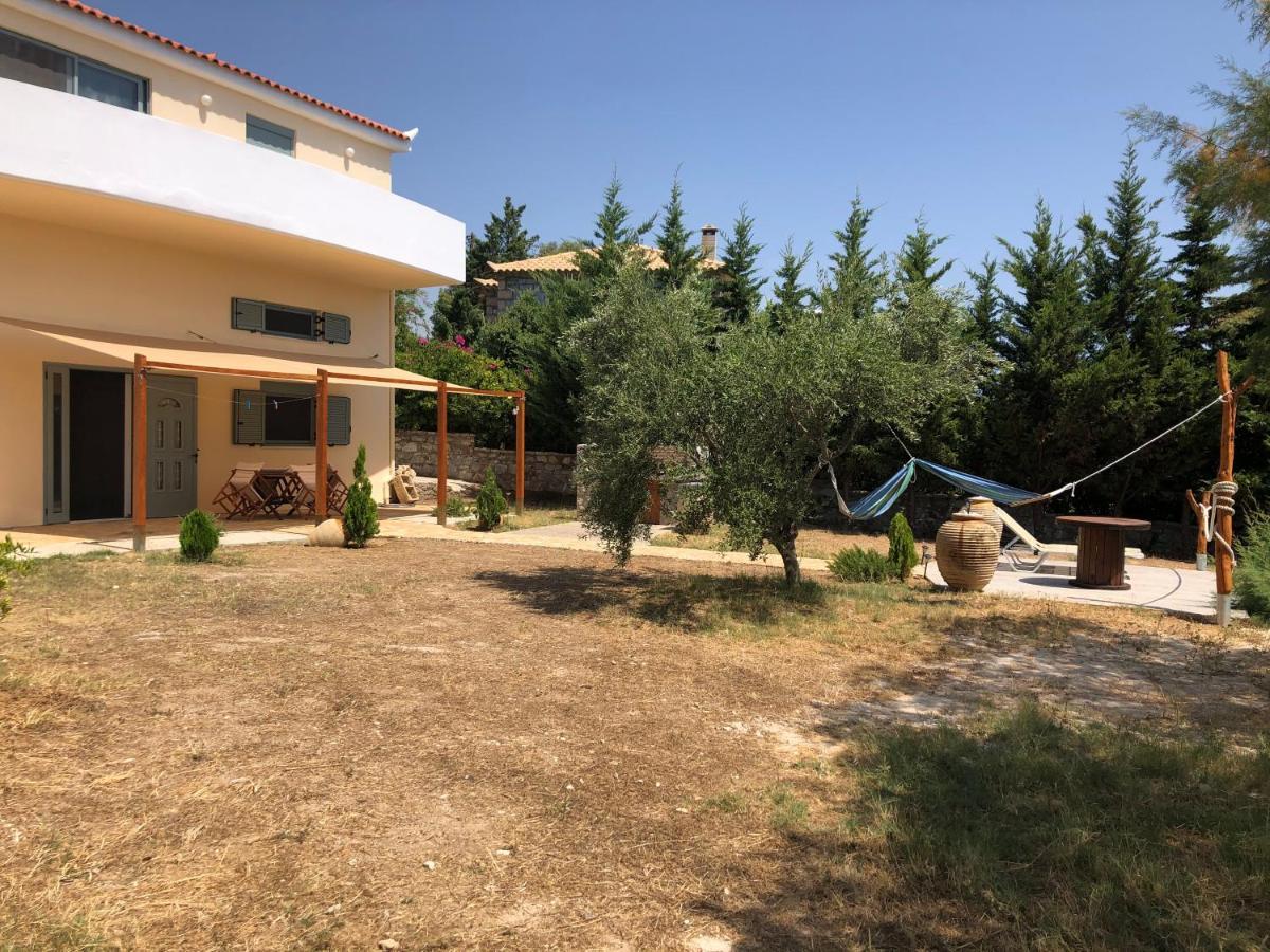 Seafront Studio With Direct Beach Access Koroni  Bagian luar foto
