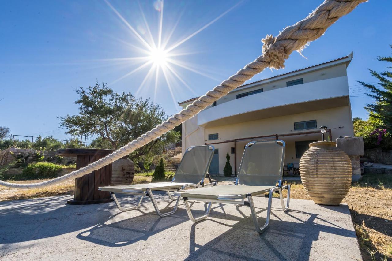 Seafront Studio With Direct Beach Access Koroni  Bagian luar foto