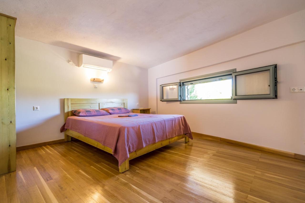 Seafront Studio With Direct Beach Access Koroni  Bagian luar foto