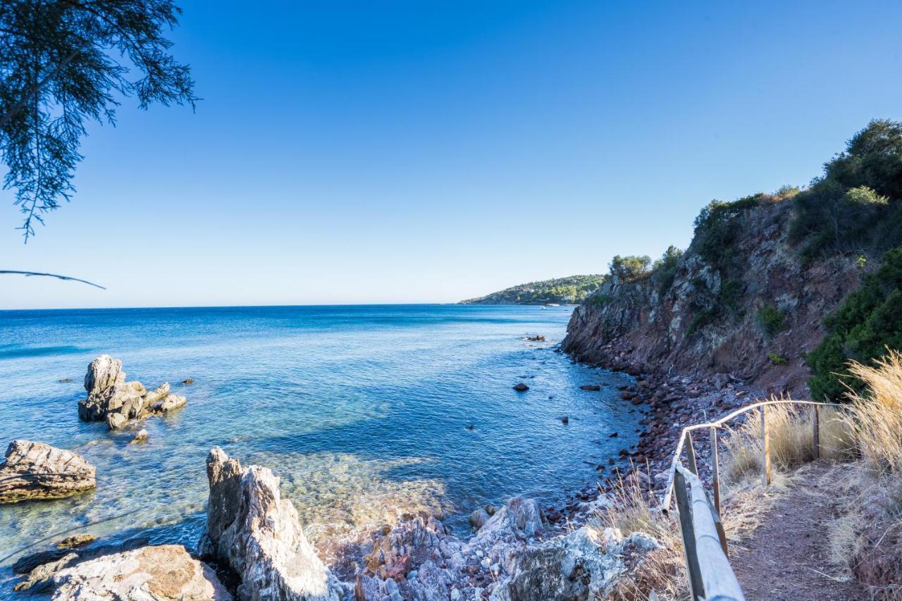 Seafront Studio With Direct Beach Access Koroni  Bagian luar foto
