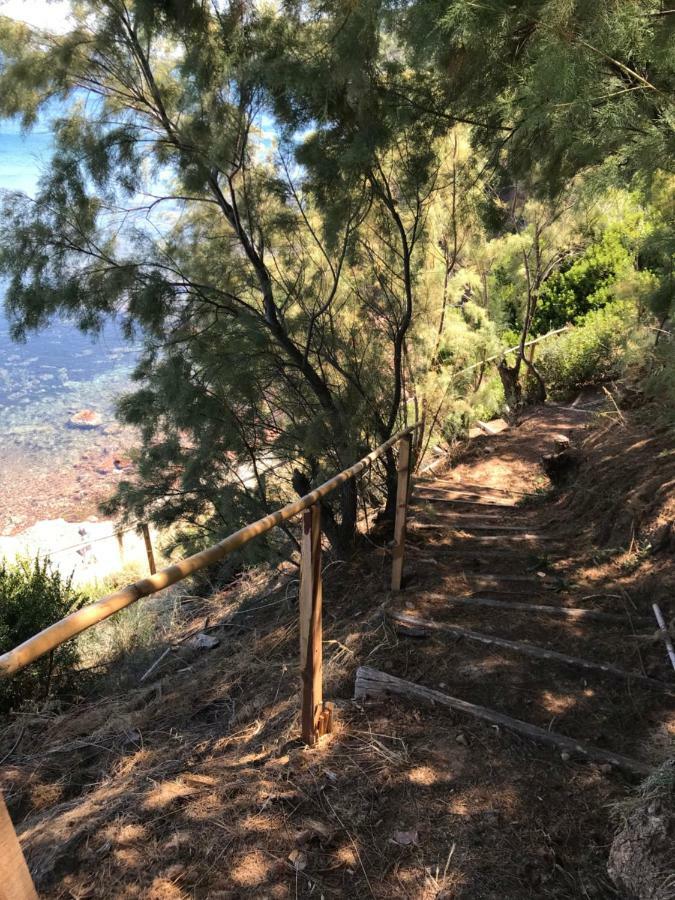Seafront Studio With Direct Beach Access Koroni  Bagian luar foto